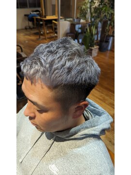 オリバ ヘアー(OLIBA HAIR) 白髪ある方も是非！ワイルドシルバー