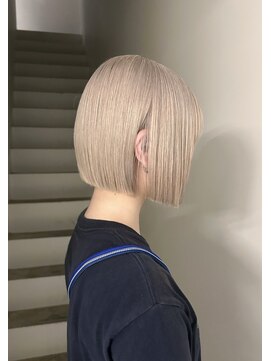 サイ(sai) 前髪/アンブレラカラー/こなれミディ/イメチェン/ウェーブパーマ