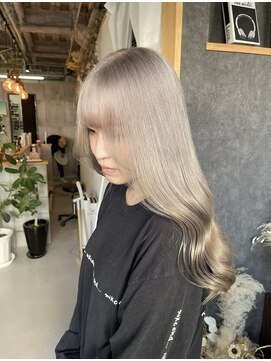 髪屋 紬 グレージュ/ハイトーン/ミルクティーベージュ/髪質改善/ブリーチ