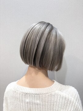 ハイトーングレージュボブ◎