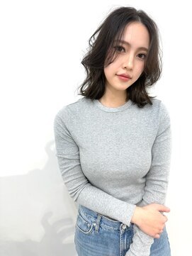 ザワン(the one .) 【the one.】ミディアムにレイヤーで雰囲気良く☆ -TANAKA-