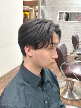 kaming 【韓国風】毛先の動きで魅せる、アンニュイなセンターパート