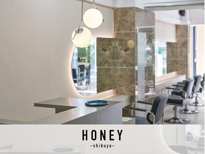 ハニーシブヤ(HONEY shibuya)の写真