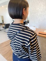 シフターズ(SIFTERS) 切りっぱなしミニボブ