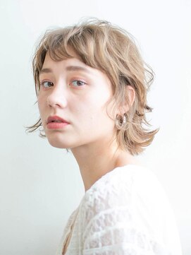 アース 沖縄泡瀬店(HAIR&MAKE EARTH) ふんわり波ウェーブショート