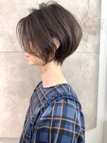 アヴァロン(AVALON) 絶壁解消☆イルミナカラー×大人ショートボブ