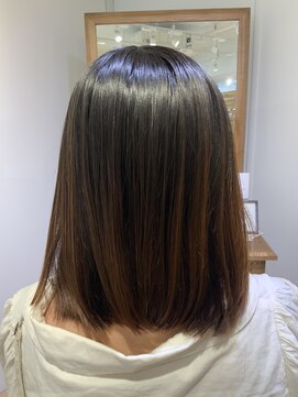 ユーネリー(U-NERY) 切りっぱなしボブ