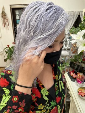 リリー ヘアーアンドビューティー(Lily) ハイトーンカラー ブリーチ2回以上必要です