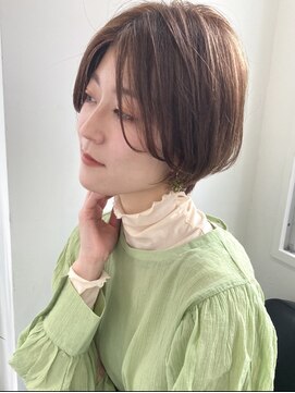 サーカス バイ ビュートリアム 青山(CIRCUS by BEAUTRIUM) 丸みショート　エアリーショート　前髪長めショート　小顔　青山