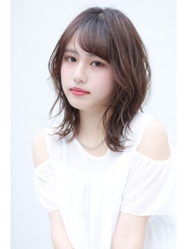 レナークソワン(LENAHC SOIN) レイヤースタイル