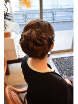 ベル(BELL)&nbsp;クラシカルなアップスタイル【BELL用賀/桜新町】