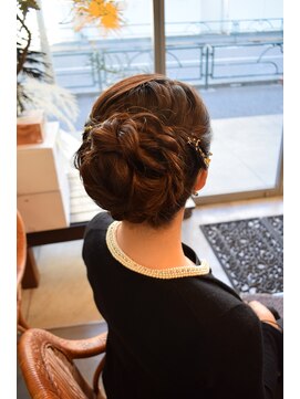 ベル(BELL) クラシカルなアップスタイル【BELL用賀/桜新町】