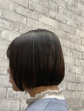 アース 上本町店(HAIR&MAKE EARTH) 20代30代40代前下がりストレート大人ボブリップライン