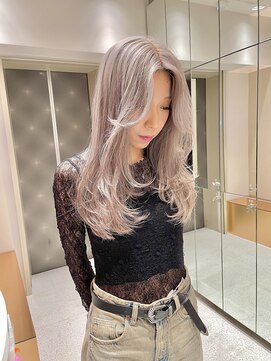 ロンドシェリ 仙台(Lond Cheri) レイヤーカット/ホワイトベージュ/ケアブリーチ/ダブルカラー