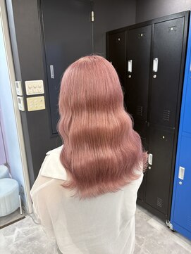 ホワイト 梅田(white) ピンクベージュカラー>