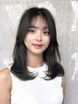 ロビー 表参道(ROBBY) ミディアムレイヤーカット/30代40代50代/顔周りカットくびれヘア