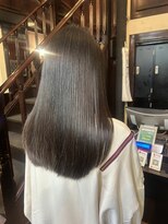 ハレケルーピディア(HAREKE loopidia)&nbsp;【立川】20代黒髪セミロング×艶縮毛矯正