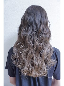 ティンク 横須賀中央(Tink) イルミナカラー×ナチュラルグラデーション◎