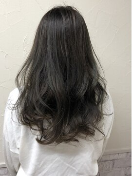 シュリット(schritt) 【赤み消し】マットグレージュ！schritt  mutsuki