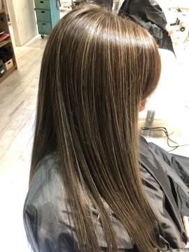 ロワゾ ヘア デザイン(L'OiSEAU HAIR DESIGN) ハイライト