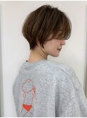 前髪長めハイライトくびれ大人キレイショート