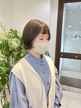 ユーリ(juli) レイヤーボブ