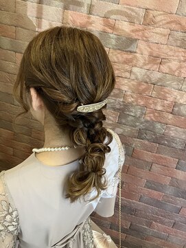 イッツヘアー(IT'S HAIR) 編みおろしヘアセット