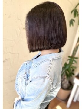 ニコ カシェート 狭山市東口店(nico-cachette) 前下がりボブ＋バイオレットブラウン