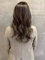 ディスコネクト(DISCO-N-NECT)&nbsp;ハイライト 美髪 艶トリートメント オリーブベージュ 20代 30代