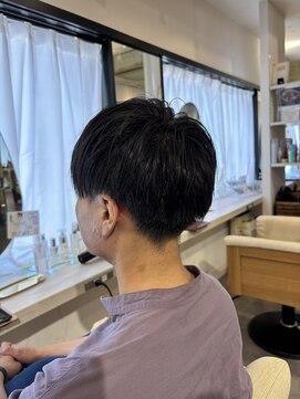 トゥ ルーチェ(tu.luce) 耳出しメンズショート