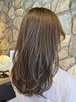 ルイ(ROUIS produced by LUCK 津田沼)&nbsp;ROUIS 津田沼 ベージュ/ミディアムレイヤーカット/津田沼/船橋