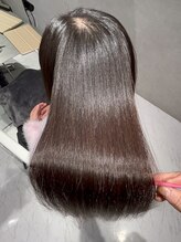 ルミス 青山 表参道(Lumis) ストレートスタイル/艶髪/髪質改善/縮毛矯正/表参道