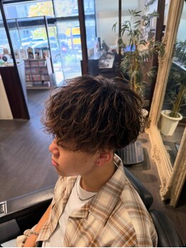 スタジオカジャ(STUDIO KAJA)の写真/【郡山駅3分】朝のセットが劇的に楽になる!ツイストスパイラルから波巻きまで理想を叶える