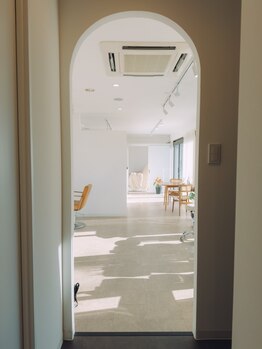 ニュイ(nui.)の写真/カフェのような落ち着いた空間で贅沢なひとときを提供◎心地よいサロンタイムをぜひご体験ください。