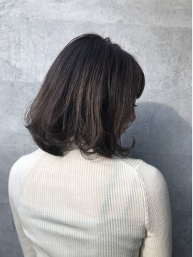 リヴィーダ(LIVIDA) ロブレイヤー×アッシュブラック