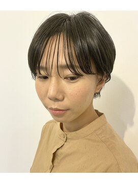 トネリコ(toneriko) 前髪束感の耳かけショート