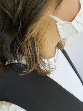 テトラ バイ ネオリーブ 横浜西口店(tetra by neolive) コントラスト抜群なイヤリングカラー♪