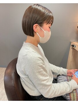 ヘア プロデュース キュオン(hair produce CUEON.) ラインボブ×まろやかベージュ