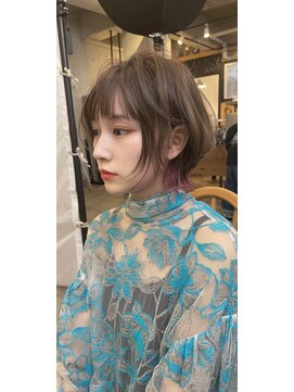 髪質改善と縮毛矯正の専門店 サンティエ(scintiller) 大人綺麗な小顔襟足スッキリショートボブ　30代40代50代