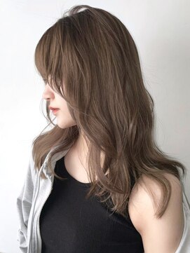 アイティーバイアルバム 松戸店(IT by ALBUM) ベージュレイヤー_大人ガーリーチョコレートプリカール_9188