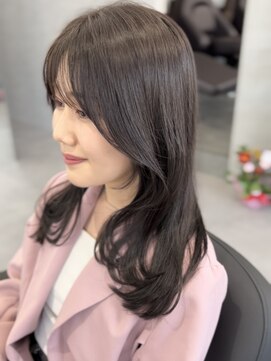 ジエクト カナウ(The Ect canow) ミディアムヘア斜めバンググレージュカラーシルキーベージュ