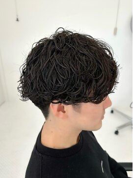 ブリックメン(BLICMEN.) 無造作波巻きパーマ