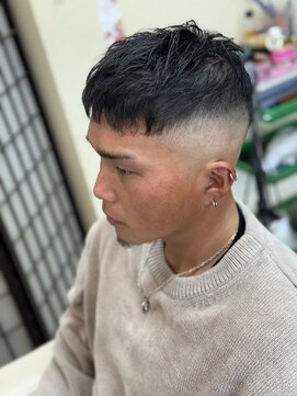 ロジーリリーヘアーズ(Rosy Lily hair's) クロップスタイル　スキンフェード