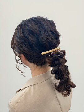 プルクラ ロッポンギ(Pulchra ROPPONGI) 編み下ろしポニー