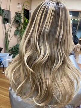 ココロ(HAIR CoCoro relaxation) シャドールーツ