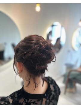 アシャヘアー(A.s.h.a hair) 肩上ボブ おだんごアップスタイル