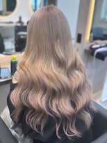 ラピス 福岡天神店(Lapis) アッシュミルクティー/ブリーチ/ハイトーン/髪質改善