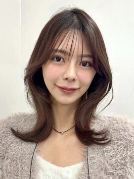 アビー(ABBEY3) 内巻きくびれミディアムレイヤーカットハッシュカット銀座外はね