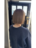 エイム(Aem.)&nbsp;☆ハイトーン×切りっぱなしボブ