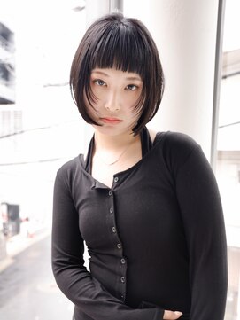 エムスラッシュ 本牧(M.SLASH) 前下がり/ミニボブレイヤー/レイヤーショート/黒髪/本牧